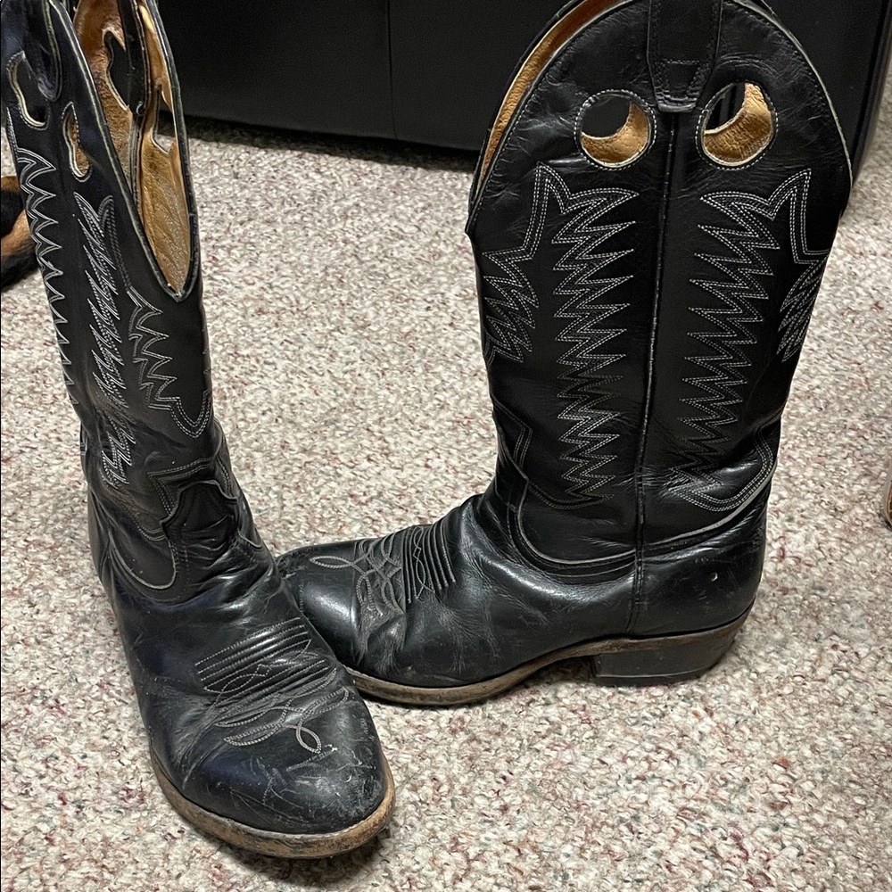 Boulet Black Western Cowboy Boots with white embroidery